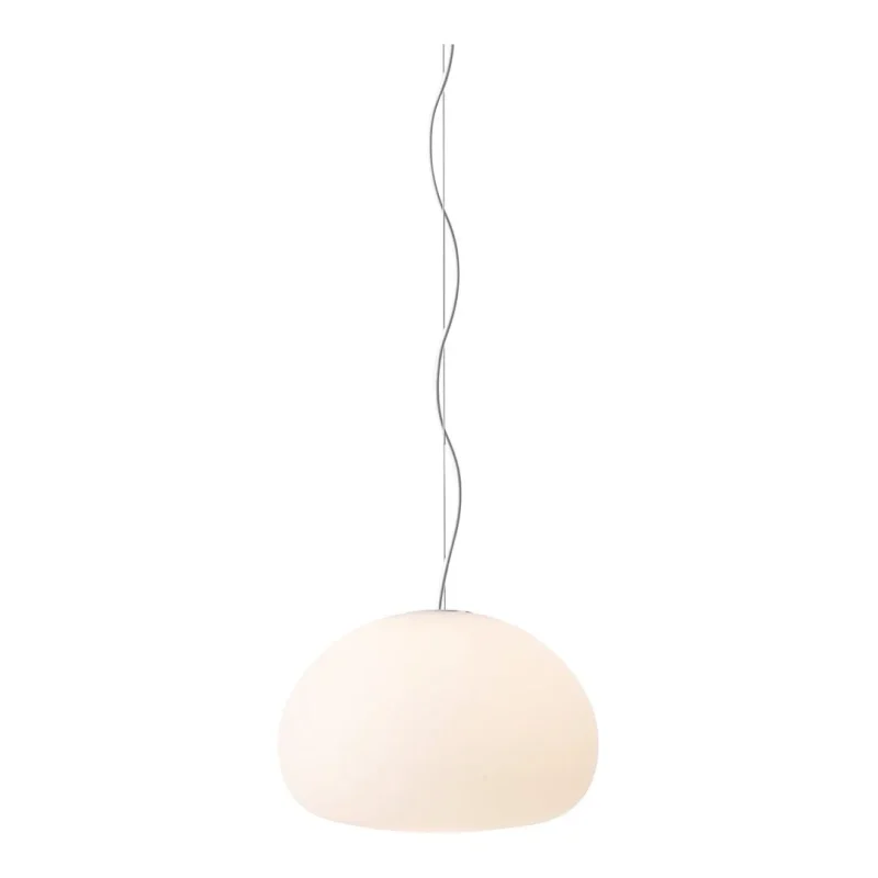 sleek fluid pendant lamp